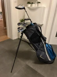 Prodám dámskou golfovou výbavu