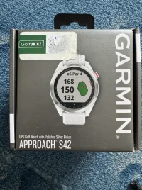 Garmin Approach S42 Silver/White Silicone band